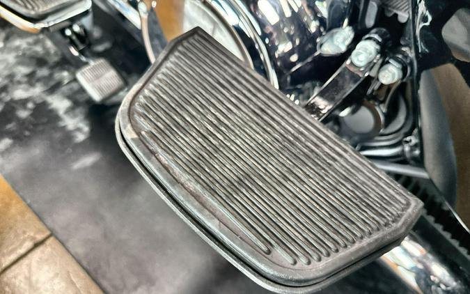 2023 Harley-Davidson® Road Glide® 3 Vivid Black