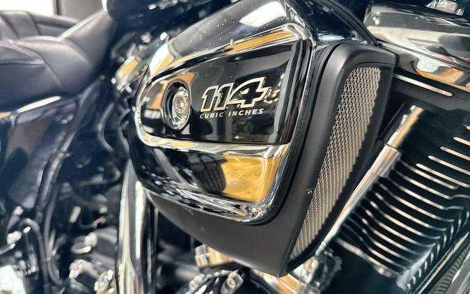 2023 Harley-Davidson® Road Glide® 3 Vivid Black