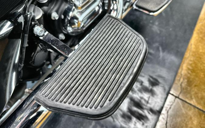 2023 Harley-Davidson® Road Glide® 3 Vivid Black