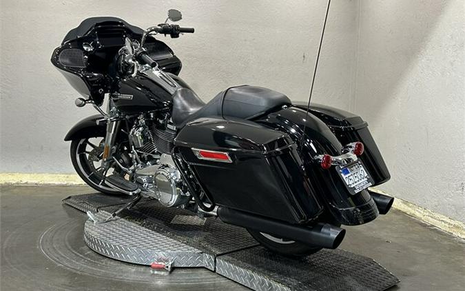 Harley-Davidson Road Glide 2022 FLTRX 656136T BLACK
