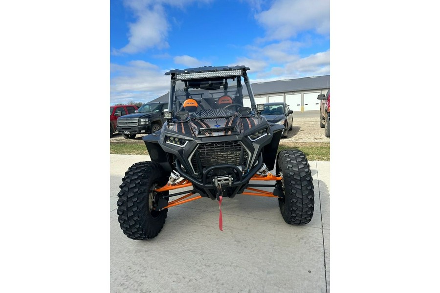 2018 Polaris Industries RZR XP TURBO EPS GHOST GRAY