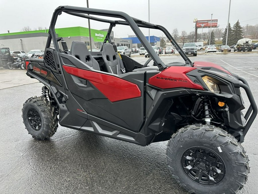 2024 Can-Am® Maverick Trail DPS 1000