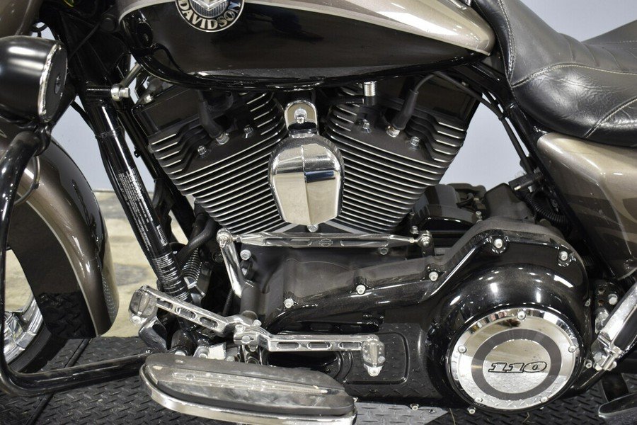 2014 Harley-Davidson CVO Road King