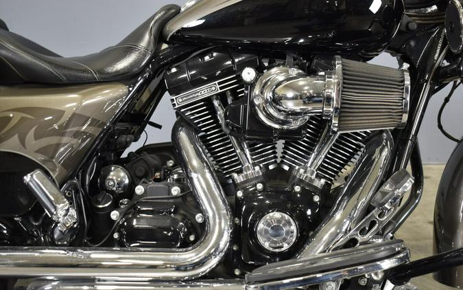 2014 Harley-Davidson CVO Road King