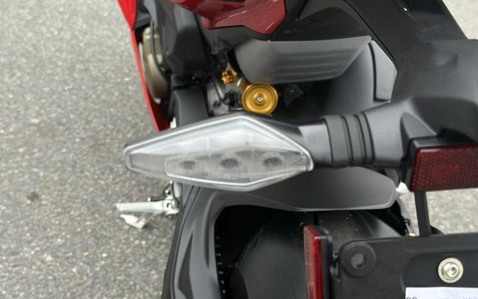 2026 Ducati Panigale V4 R