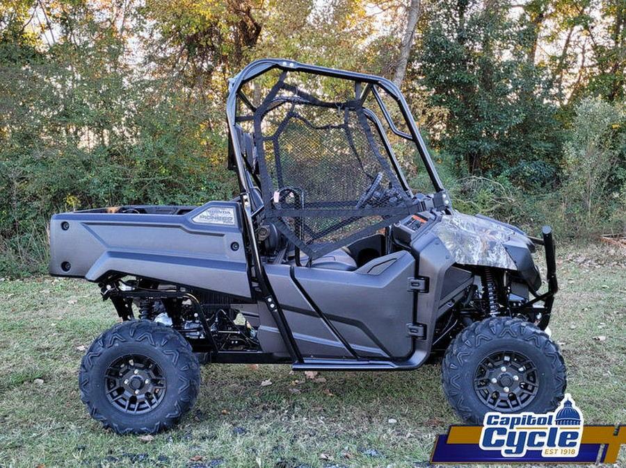 2025 Honda® Pioneer 700 Forest