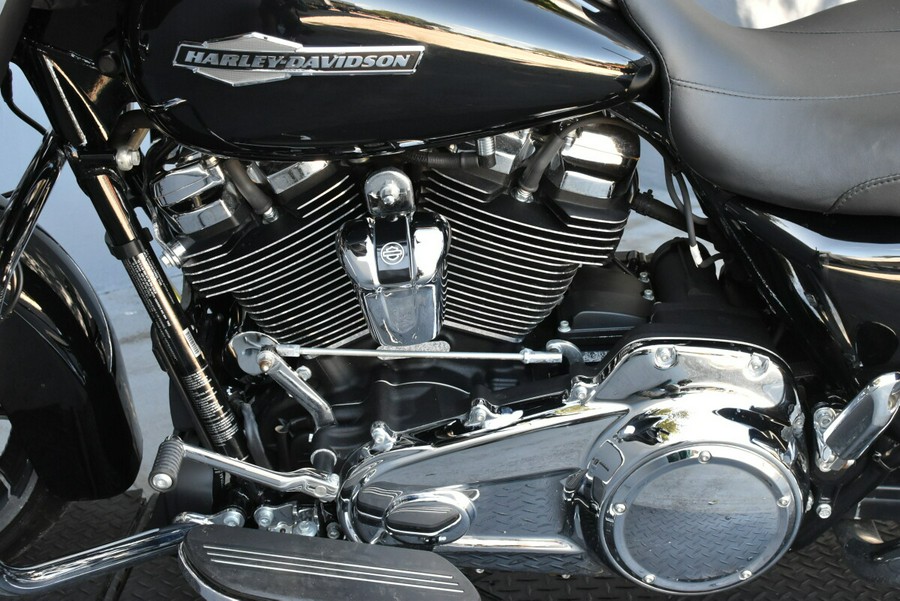 2023 Harley-Davidson Street Glide