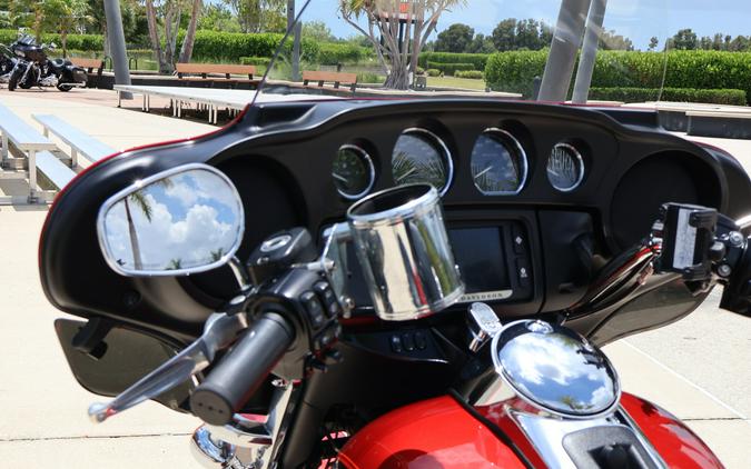 2018 Harley-Davidson Tri Glide Ultra FLHTCUTG