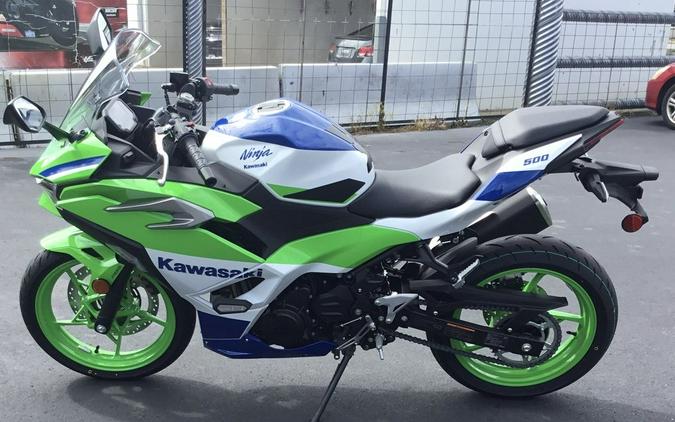 2024 Kawasaki Ninja® 500 SE 40th Anniversary Edition ABS