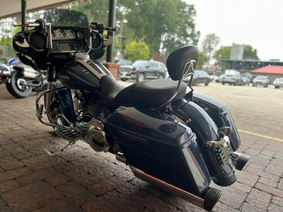 2016 Harley-Davidson Street Glide Special Custom Colour Cosmic Blue Pearl