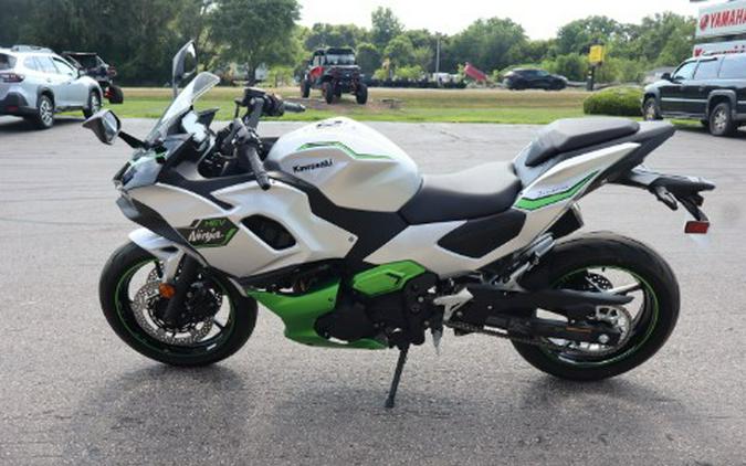 2024 Kawasaki Ninja 7 Hybrid ABS