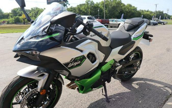 2024 Kawasaki Ninja 7 Hybrid ABS