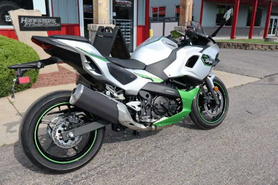 2024 Kawasaki Ninja 7 Hybrid ABS