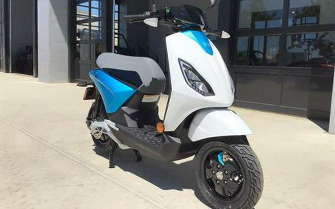 2022 Piaggio Piaggio 1 Active