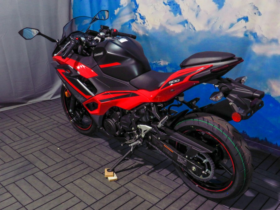 2024 Kawasaki Ninja® 500 ABS Passion Red/Metallic Flat Spark Black