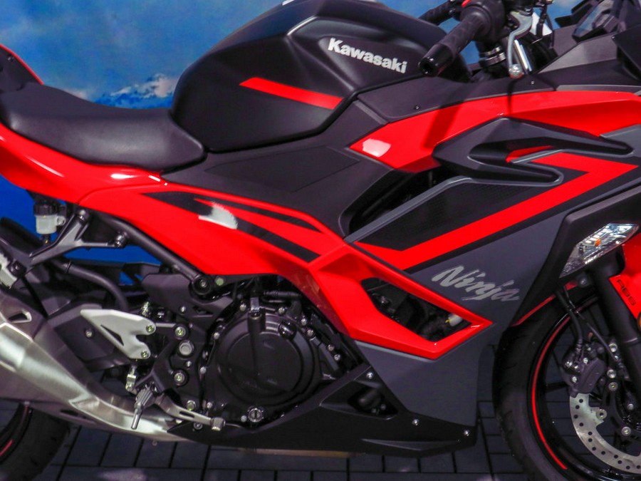 2024 Kawasaki Ninja® 500 ABS Passion Red/Metallic Flat Spark Black