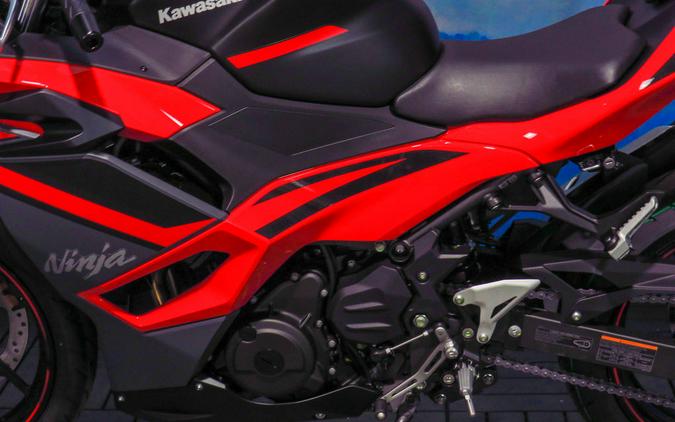 2024 Kawasaki Ninja® 500 ABS Passion Red/Metallic Flat Spark Black