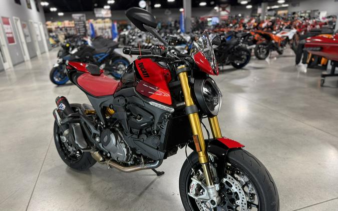 2024 Ducati Monster SP
