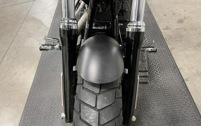 2013 Harley-Davidson® FXDF - Dyna® Fat Bob®