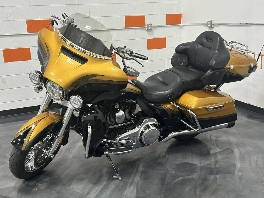 2015 HARLEY DAVIDSON ULTRA LIMITED CVO