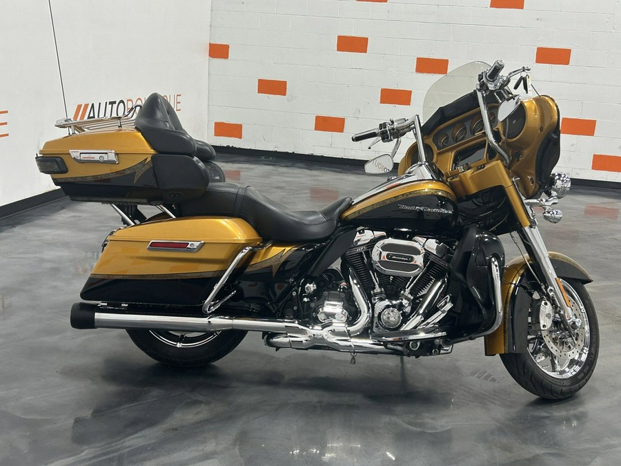 2015 HARLEY DAVIDSON ULTRA LIMITED CVO