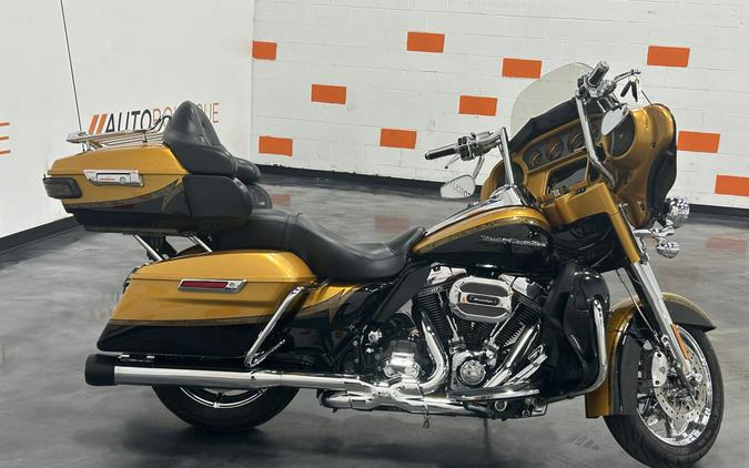 2015 HARLEY DAVIDSON ULTRA LIMITED CVO