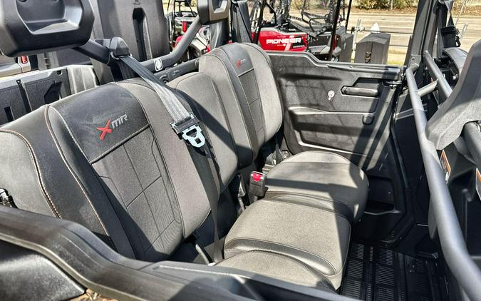 2026 Can-Am DEFENDER MAX X MR HD11 w/ HALF DOORS