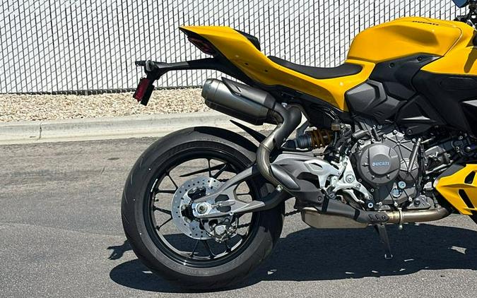 2026 Ducati Streetfighter V2