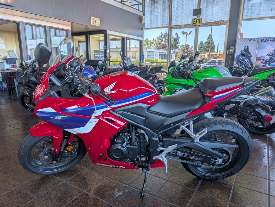 2025 Honda CBR500R - 103019