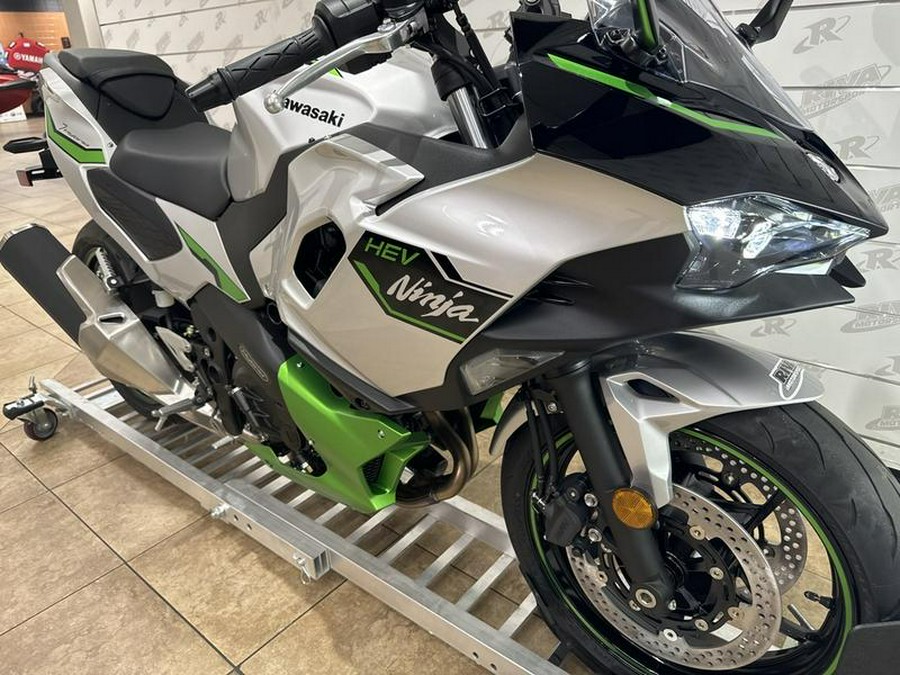 2024 Kawasaki Ninja® 7 Hybrid ABS