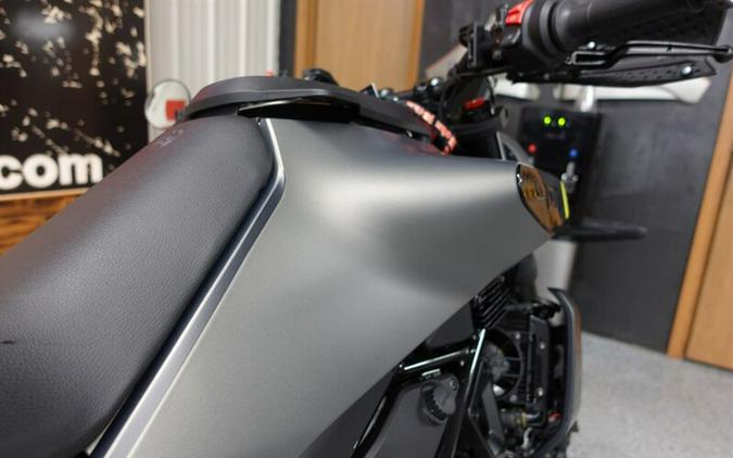 2024 Husqvarna Svartpilen 401