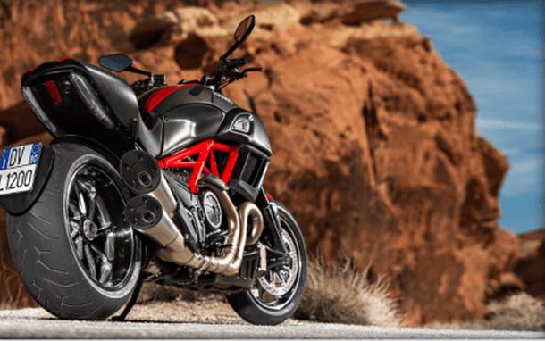 2015 Ducati Diavel Carbon