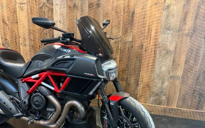 2015 Ducati Diavel Carbon