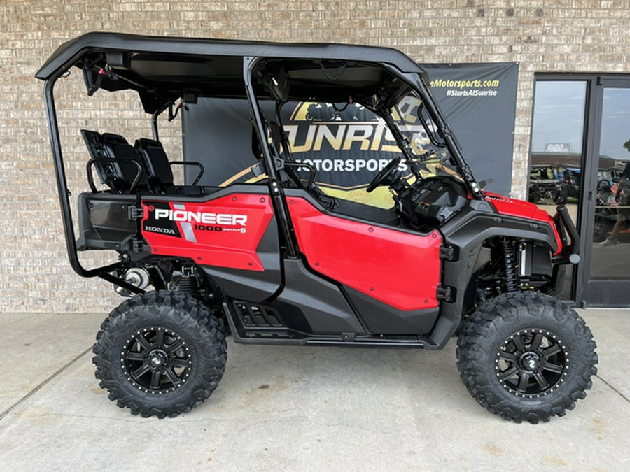 2024 Honda Pioneer 1000-5 Deluxe