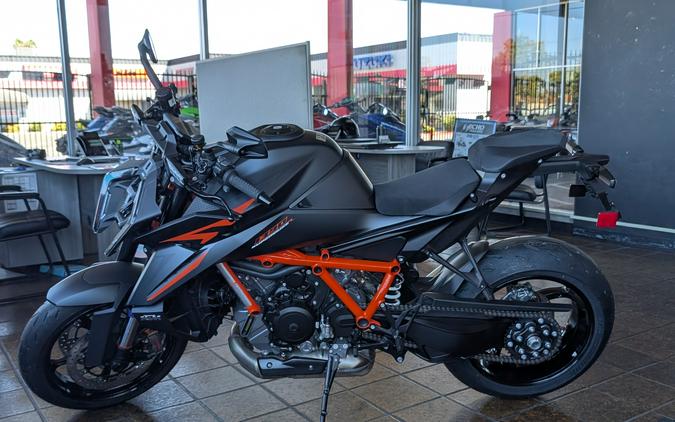 2026 KTM 1390 SUPER DUKE R EVO Black - 918609