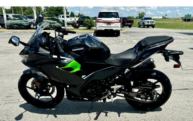 2023 Kawasaki Ninja® 400 ABS