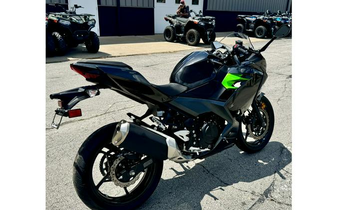 2023 Kawasaki Ninja® 400 ABS