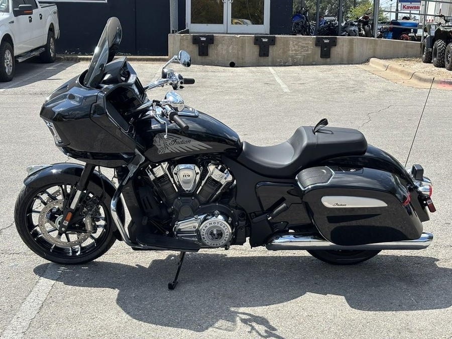 2025 Indian Motorcycle® Challenger® Limited 112 Black Metallic