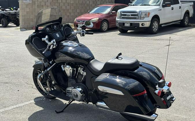 2025 Indian Motorcycle® Challenger® Limited 112 Black Metallic