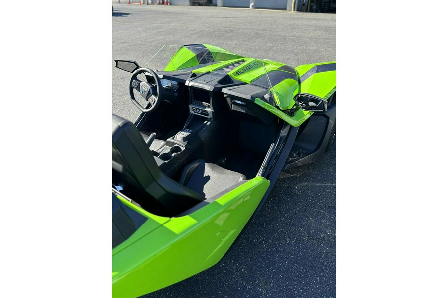 2025 Slingshot SLINGSHOT SL AUTO