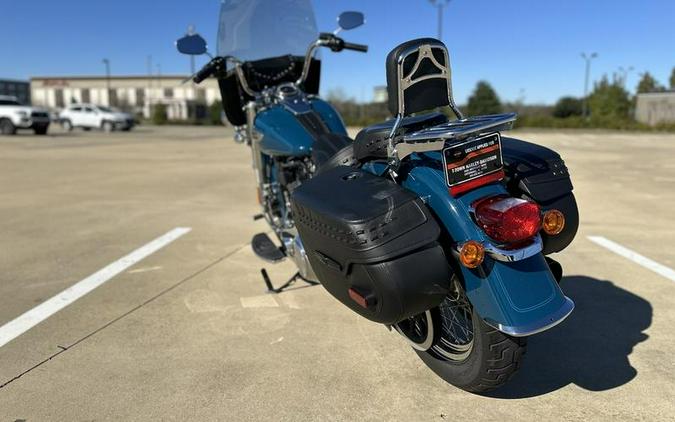 2021 Harley-Davidson® FLHC - Heritage Classic