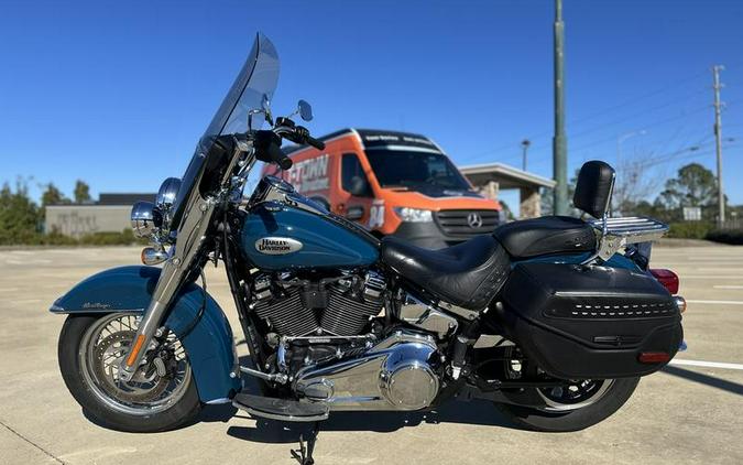2021 Harley-Davidson® FLHC - Heritage Classic