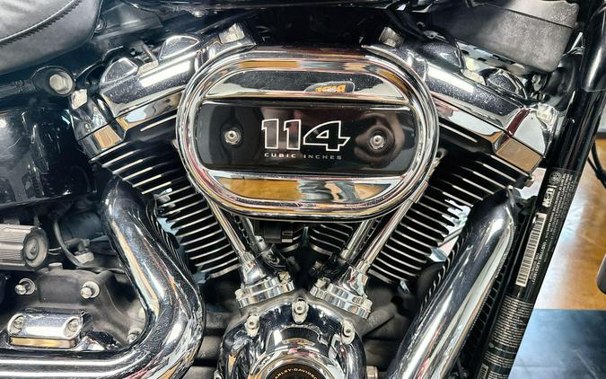 2018 Harley-Davidson® Breakout® 114 Twisted Cherry