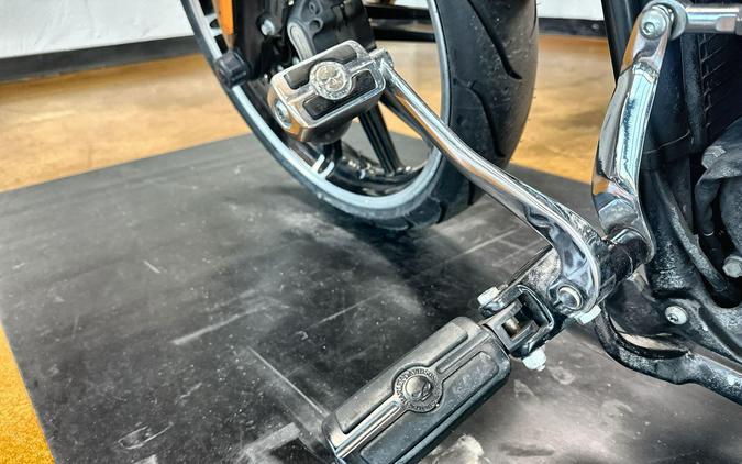 2018 Harley-Davidson® Breakout® 114 Twisted Cherry