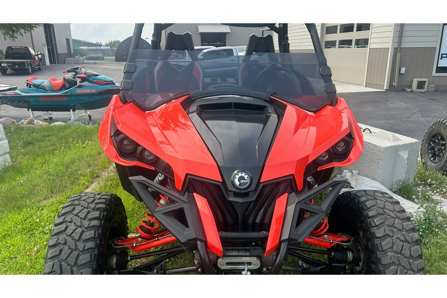 2015 MAVERICK XRS - Can-Am