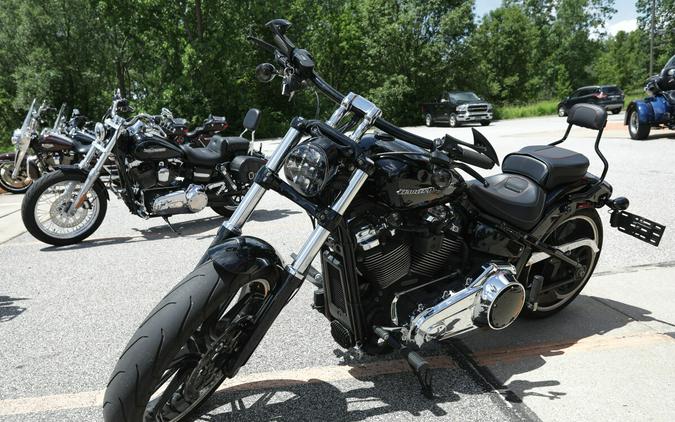 Used 2018 Harley-Davidson Softail Breakout For Sale Near Medina, Ohio