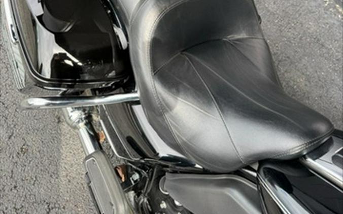 2015 Harley-Davidson FLHTCU - Electra Glide Ultra Classic