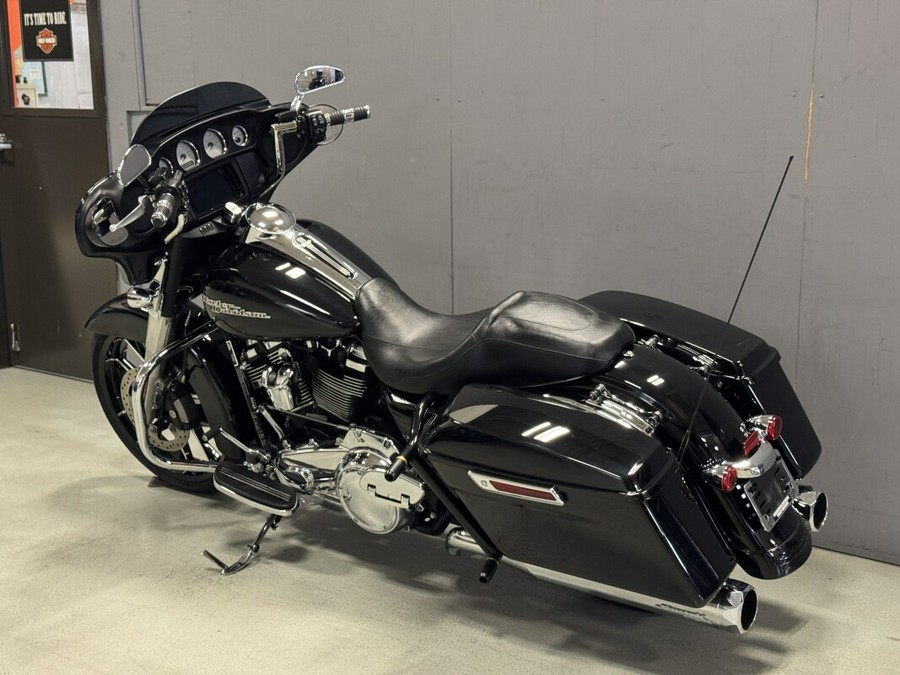 FLHX 2020 Street Glide®