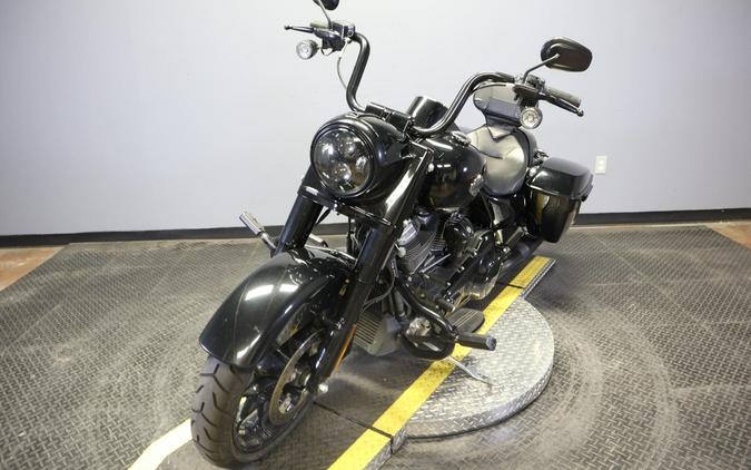 2023 Harley-Davidson Road King Special Vivid Black