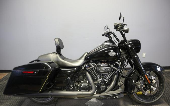 2023 Harley-Davidson Road King Special Vivid Black